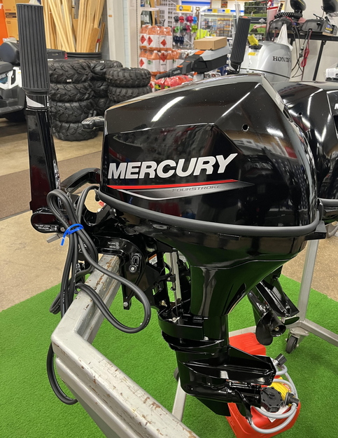 Mercury FourStroke 9.9 EH perämoottori sähkökäynnistyksellä nyt  -20%. Uusi moottori vm 2021.